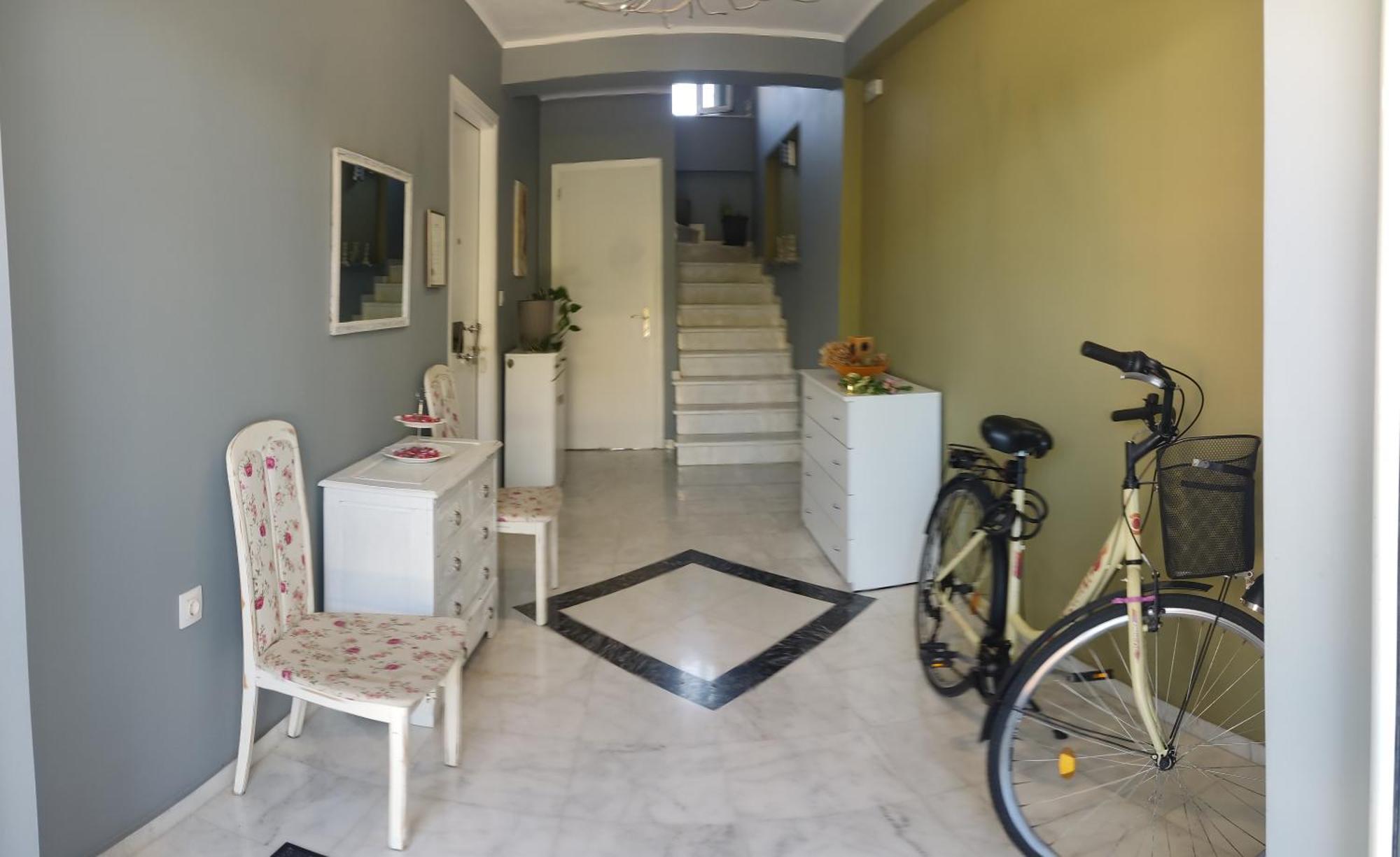 Vasilikis Apartment Kalamata Exterior photo
