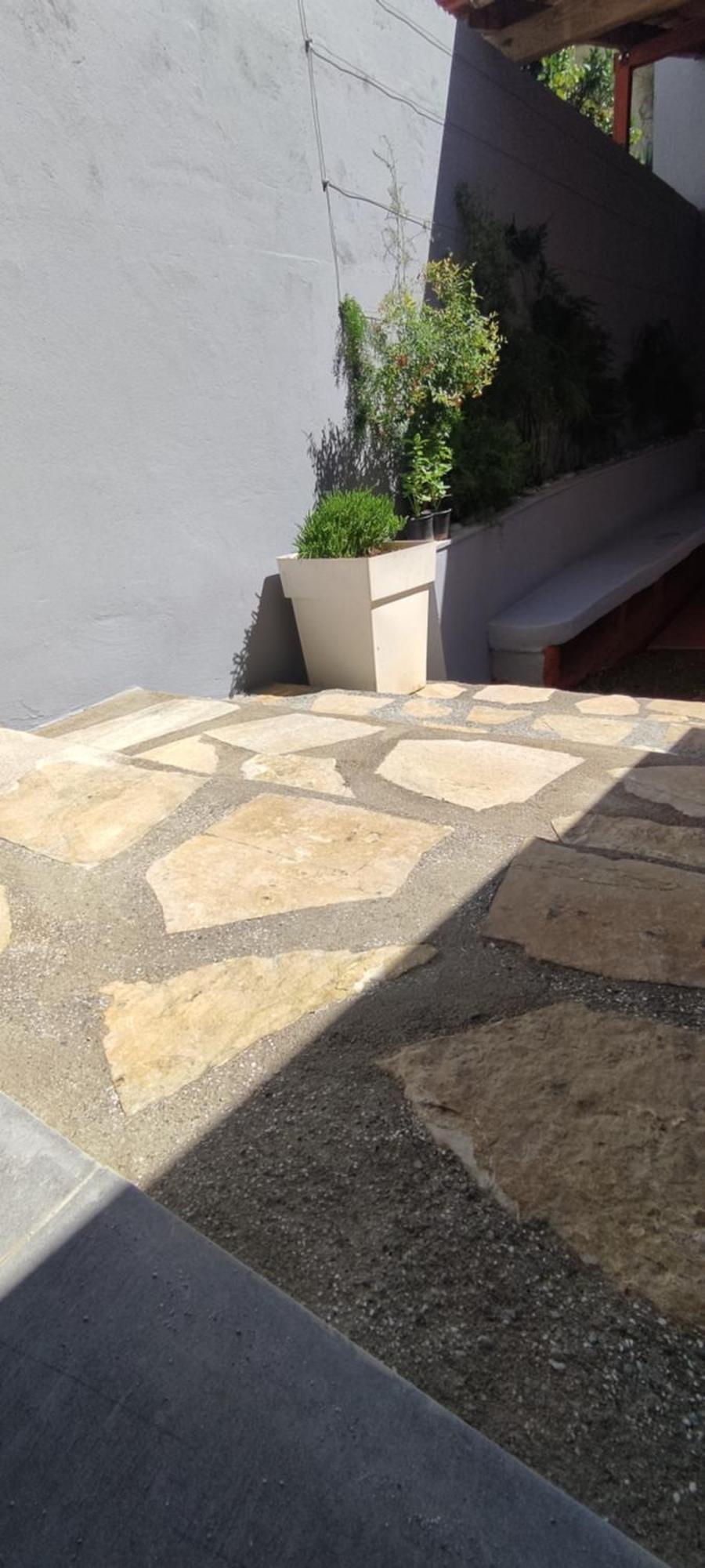 Vasilikis Apartment Kalamata Exterior photo