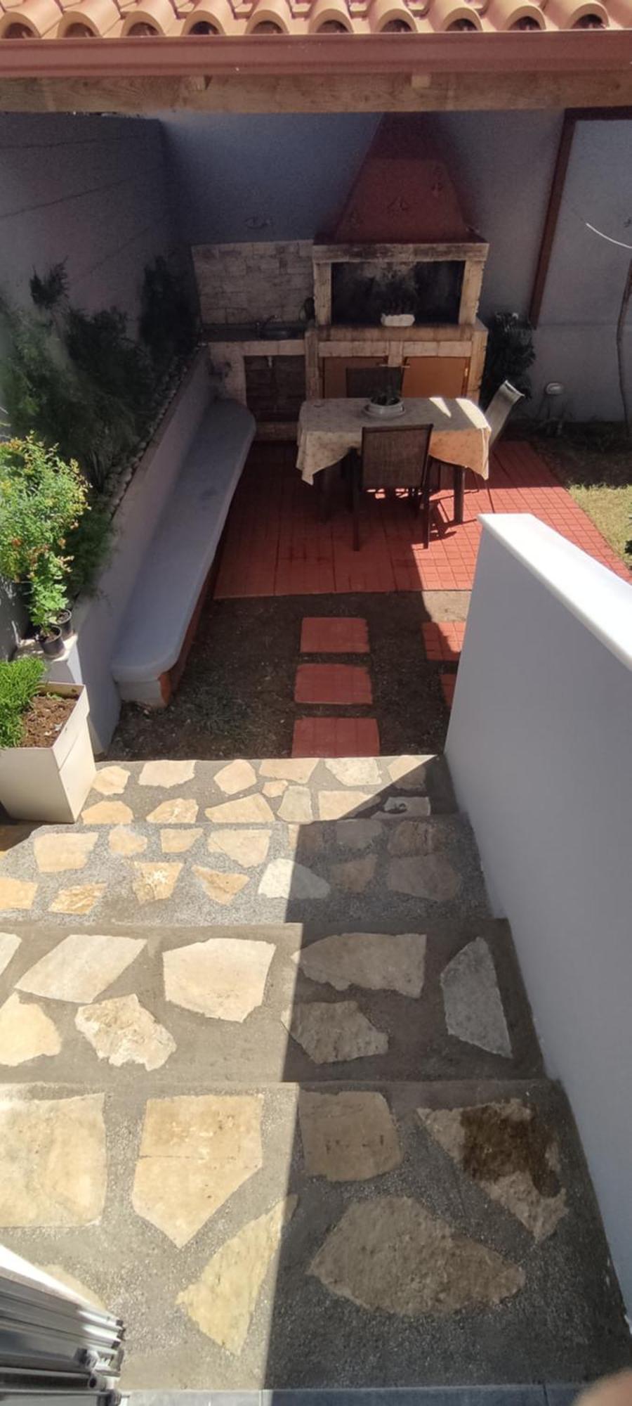Vasilikis Apartment Kalamata Exterior photo